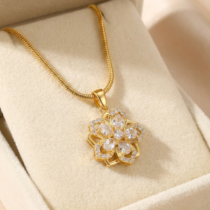 Collar giratorio - Flor blanca