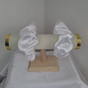 Scrunchie de Satín Blanca